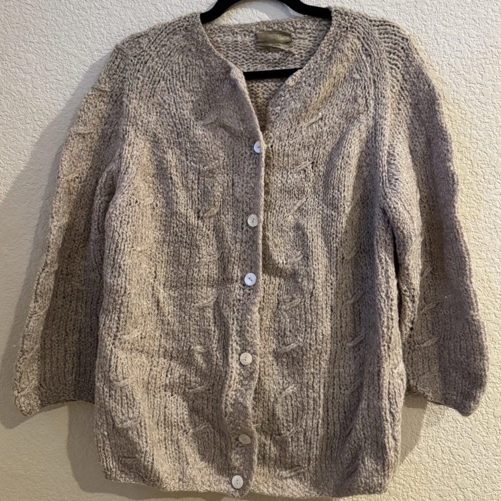 Vintage Famelia Italian Mohair Blend Beige Hand Knit Chunky Cardigan Sweater XS